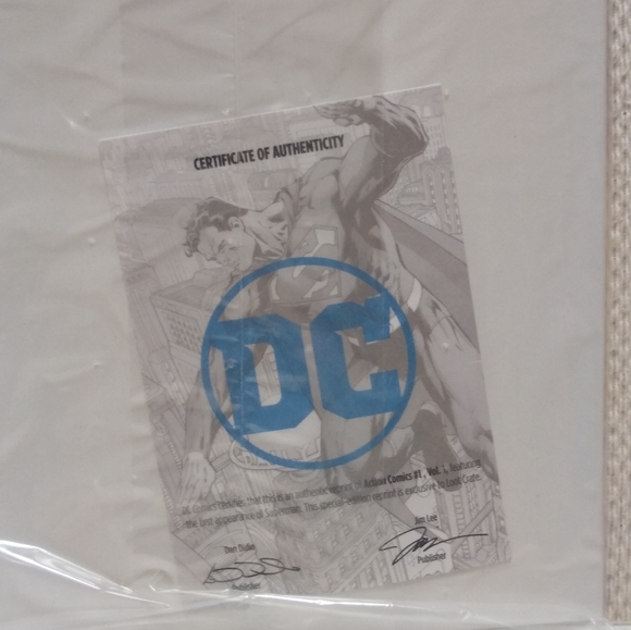 Superman Action Comics #1 Loot Crate June 1938 Reprint COA - UNOPENED - Picture 4 of 4